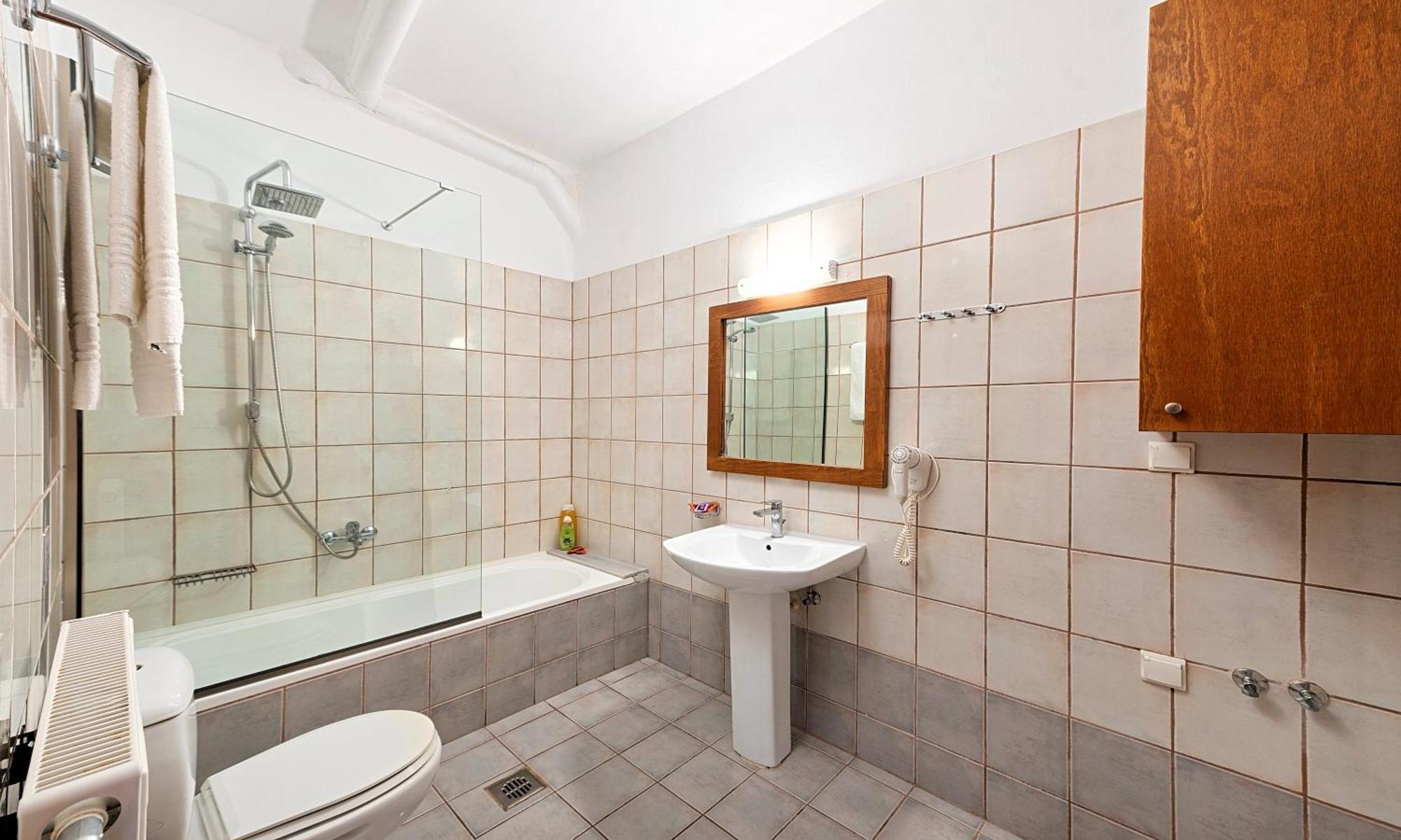 Island Villa Heated Pool 耶奥伊乌波利斯 外观 照片